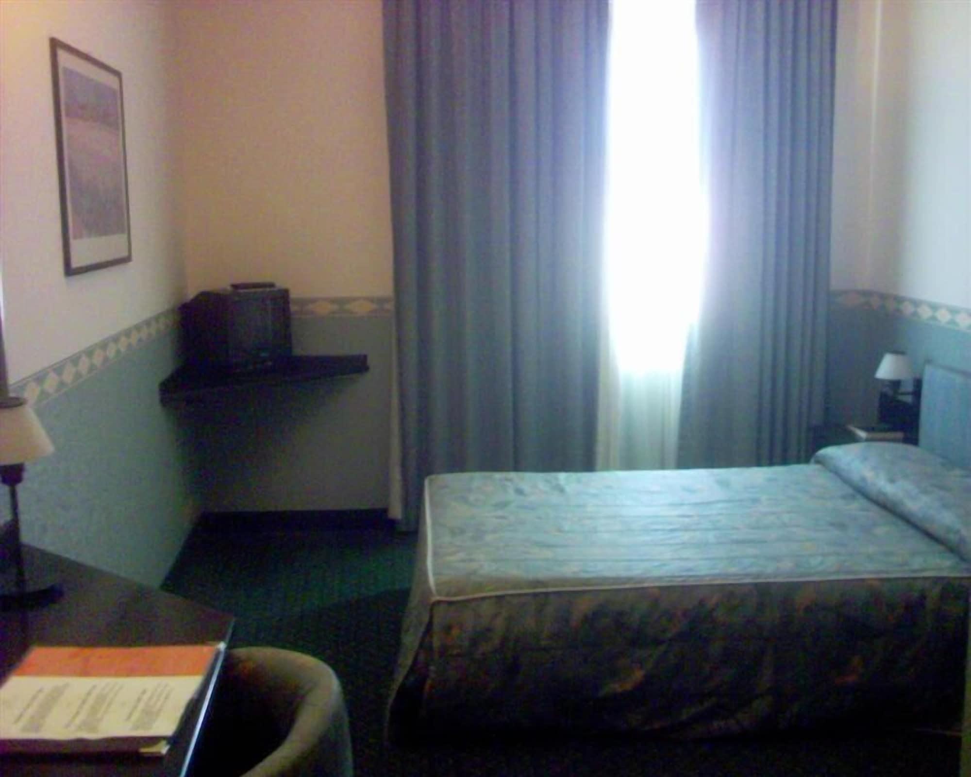 Pacific Hotel Airport Borgaro Torinese Buitenkant foto