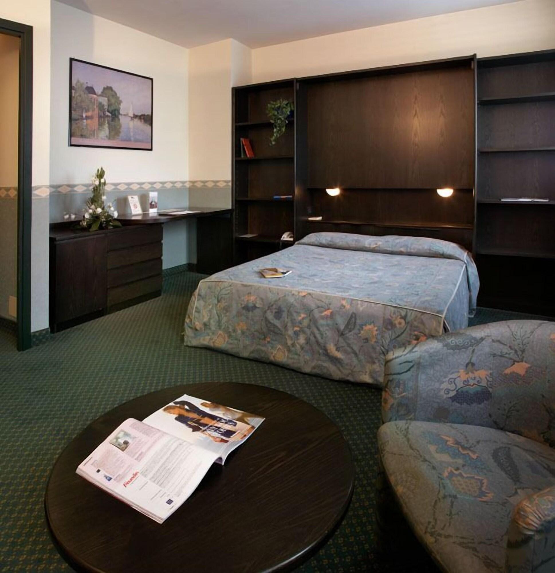 Pacific Hotel Airport Borgaro Torinese Buitenkant foto